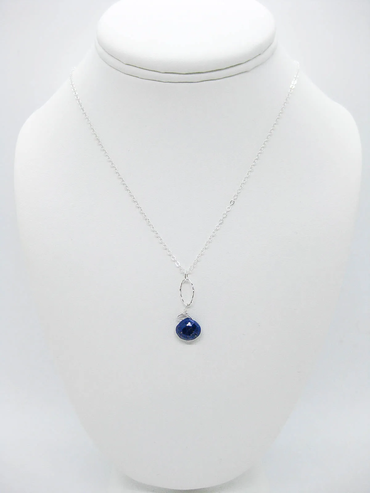 Chrysanthe: Lapis Necklace - n404