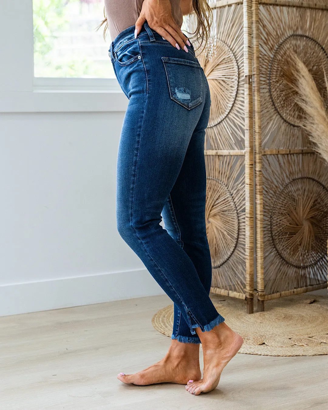 NEW! KanCan Vicki Non Distressed Split Hem Skinny Jeans