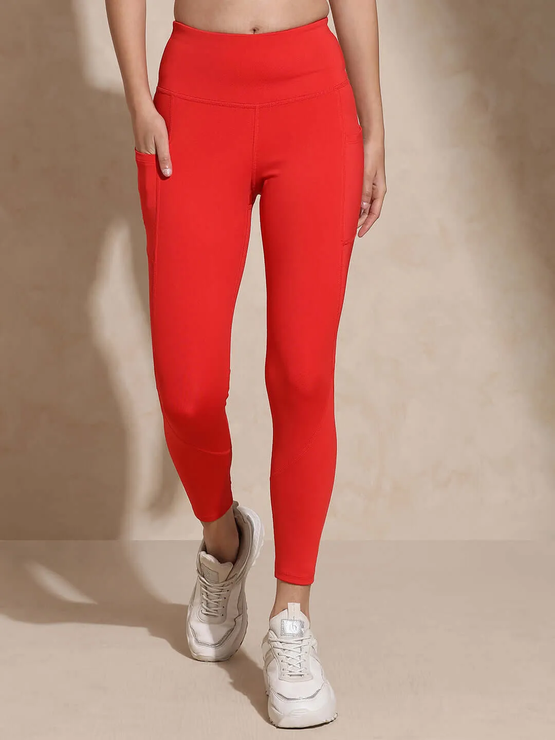 Red Keyhole Back Crop Top with Clasp & Aura Leggings