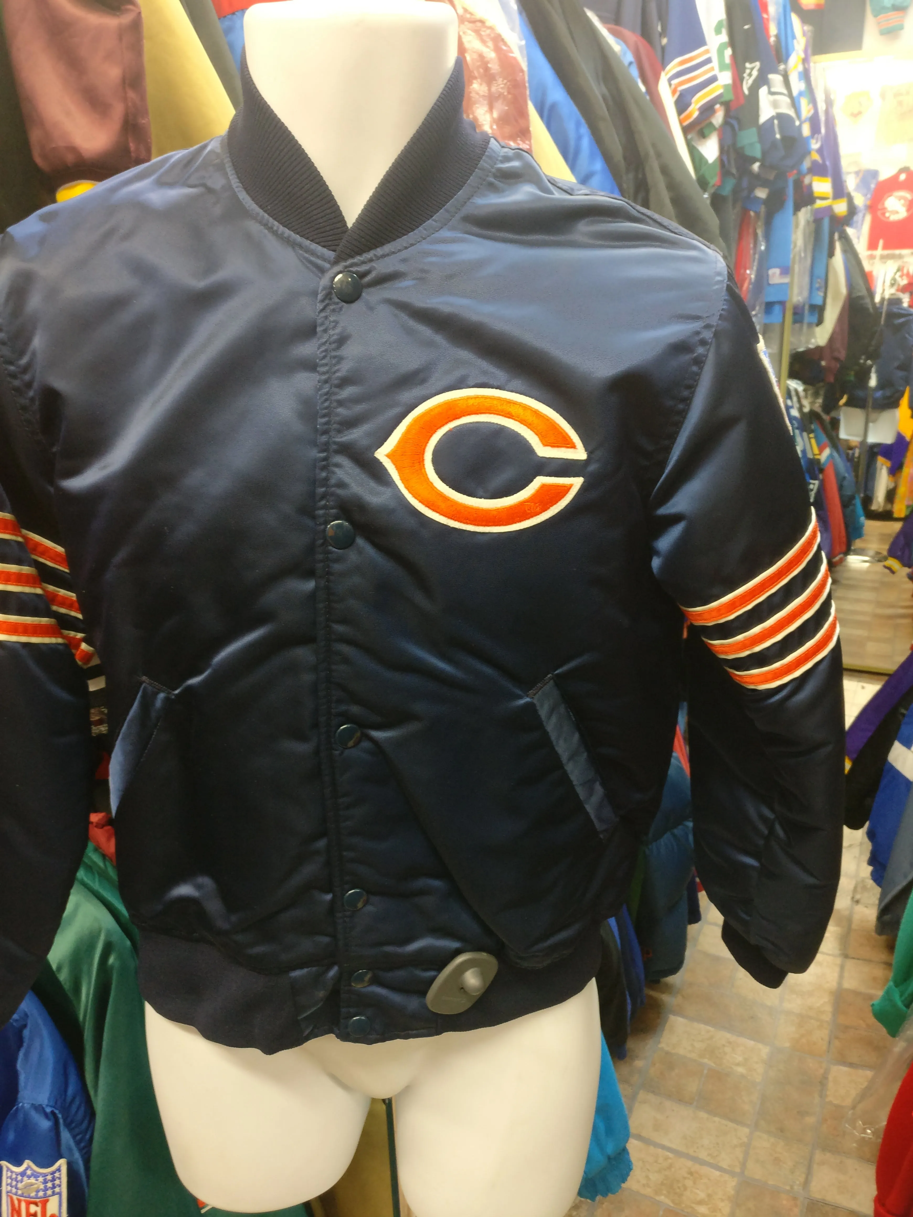 Vintage 90s CHICAGO BEARS NFL Starter Nylon Jacket S (Mint)